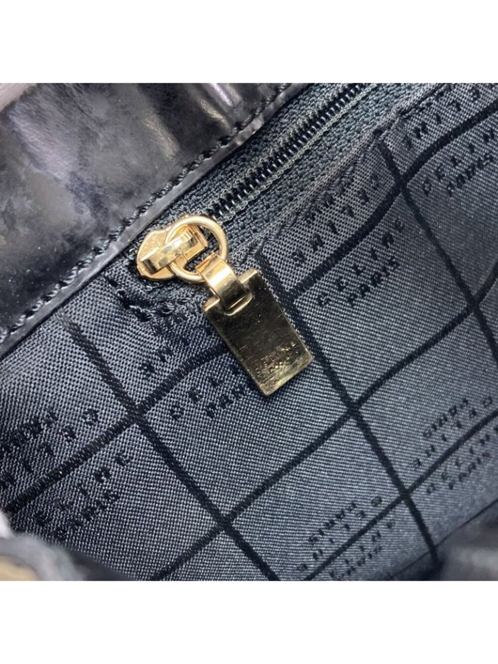 Celine Macadam Tote Enamel - Picture 9 of 15